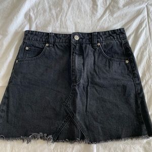 Rollas black jean skirt